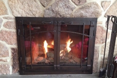 IronhausFireplaceRefaceFestiveMantelCloseView